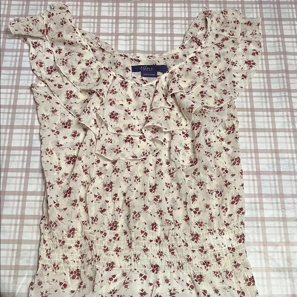 ❗️2 for $8 - Miley Cyrus Cream and Red Floral Blouse